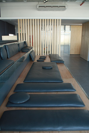 Ogilvy & Mather (2008) Image 6of 11