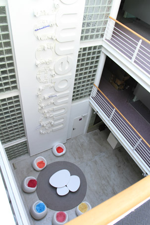 Wunderman (2010) Image 7of 13